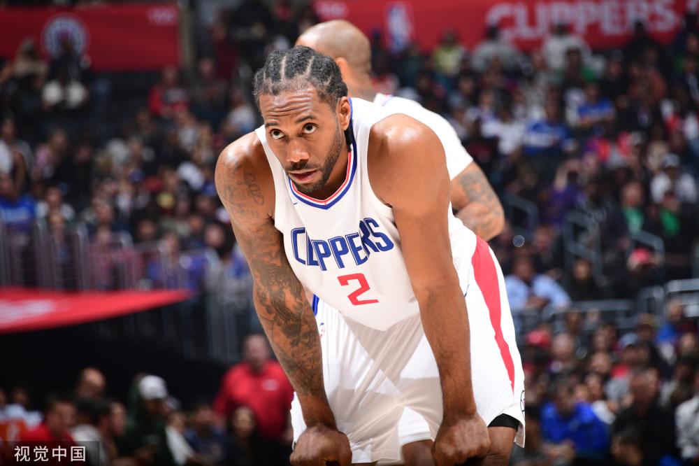 边路进攻的 边路进攻的