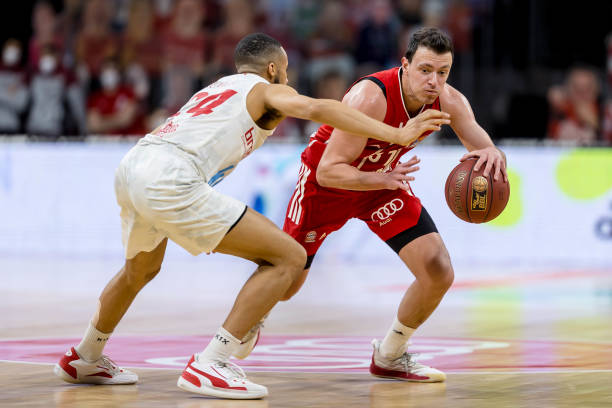 激烈的英超 激烈的英超